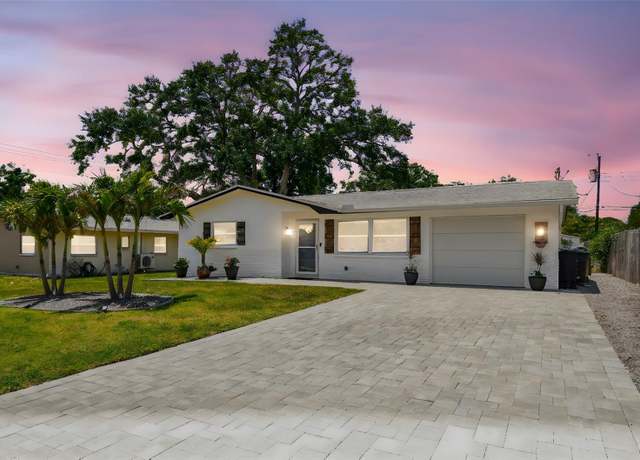 Property at 2004 Yale Ave, Dunedin, FL 34698, 2 beds, 1.5 baths