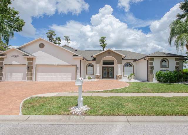 Property at 1312 Wyndham Lakes Dr, Odessa, FL 33556, 4 beds, 3 baths