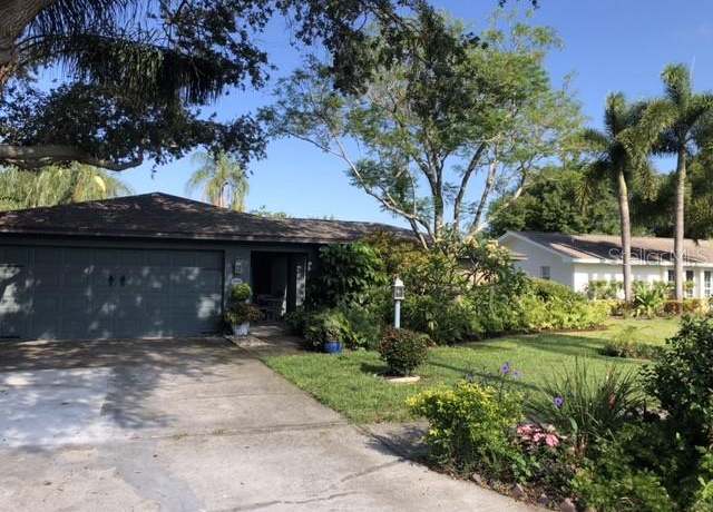 Property at 10366 136th St, Largo, FL 33774, 3 beds, 2 baths