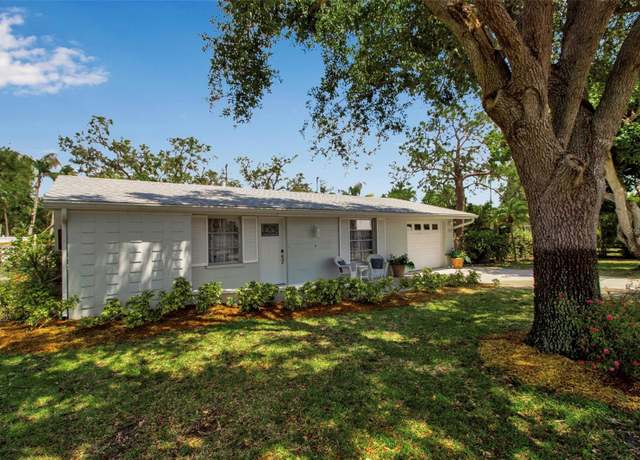 Property at 709 84th St NW, Bradenton, FL 34209, 3 beds, 2 baths