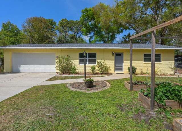 Property at 8467 W Doe Ln, Homosassa, FL 34448, 2 beds, 1 bath