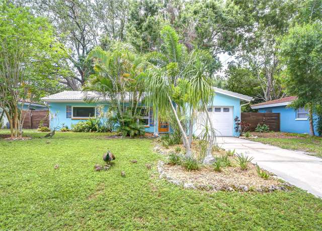 Property at 2051 Indigo Dr, Clearwater, FL 33763, 3 beds, 2 baths