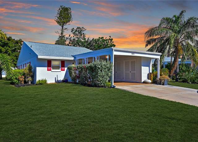 Property at 9413 Andover Cir, Bradenton, FL 34210, 2 beds, 2 baths