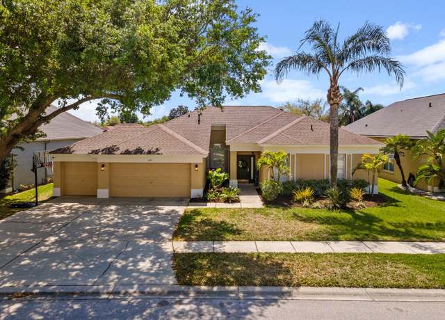 Property at 5123 Whispering Leaf Trl, Valrico, FL 33596, 4 beds, 3 baths