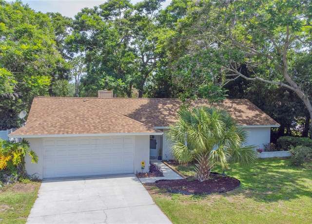 Property at 2285 Hidden Meadows Dr E, Palm Harbor, FL 34683, 3 beds, 2 baths