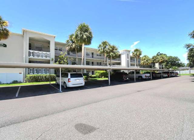 Property at 946 Virginia St #102, Dunedin, FL 34698, 2 beds, 1 bath