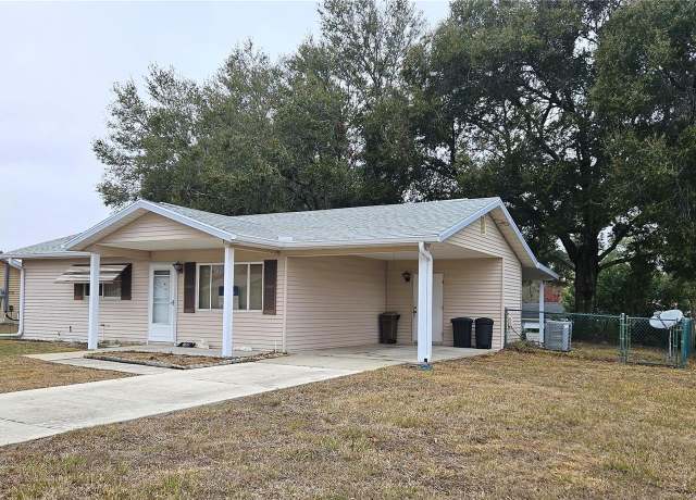 Property at 8511 SW 107th Pl, Ocala, FL 34481, 2 beds, 1 bath