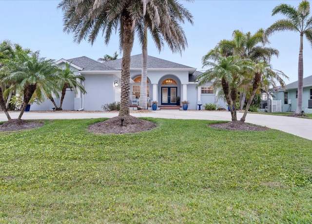 Property at 1091 Rotonda Cir, Rotonda West, FL 33947, 3 beds, 3.5 baths