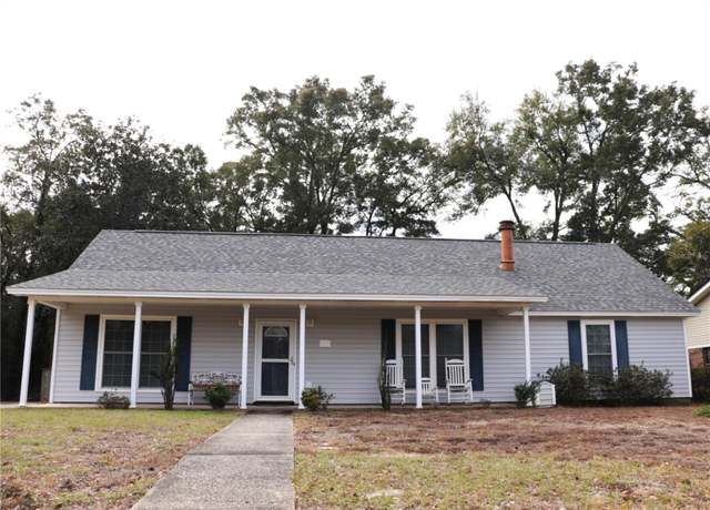 Property at 3003 Raines St, Pensacola, FL 32514, 3 beds, 2 baths