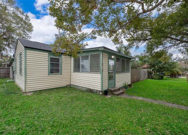 Property at 1601 New York Ave, St Cloud, FL 34769, 2 beds, 2 baths