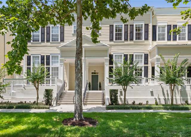 Property at 476 Water St, Celebration, FL 34747, 3 beds, 2.5 baths