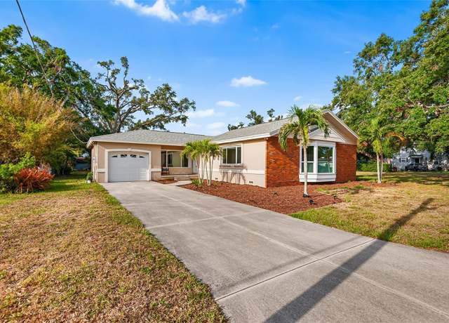 Property at 3417 1st Ave W, Bradenton, FL 34205, 3 beds, 2 baths