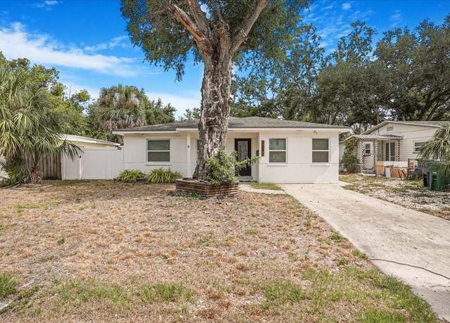 Property at 3307 W Ballast Point Blvd, Tampa, FL 33611, 4 beds, 2 baths
