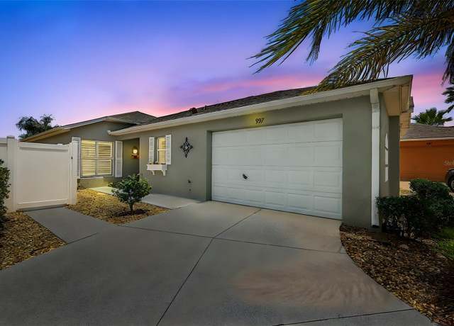 Property at 997 Oscar Ln, The Villages, FL 32162, 3 beds, 2 baths