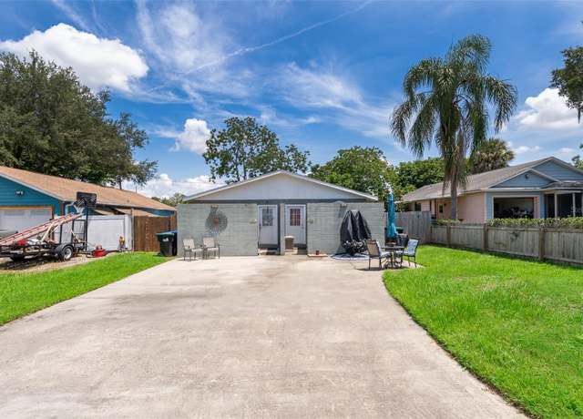 Property at 2421 Shannon Rd, Orlando, FL 32806, 2 beds, 2 baths
