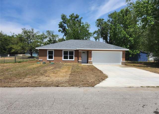 Property at 3733 SE 137th St, Summerfield, FL 34491, 3 beds, 2 baths