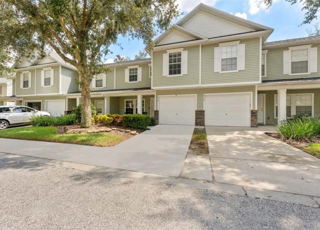 Property at 2909 Bear Oak Dr, Valrico, FL 33594, 2 beds, 2.5 baths