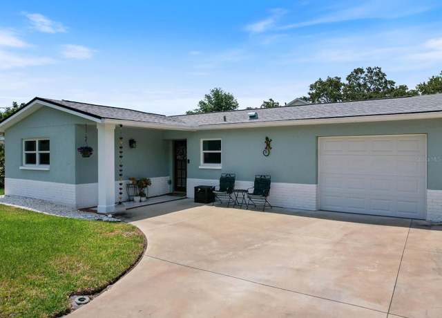 Property at 460 4th St S, Safety Harbor, FL 34695, 3 beds, 2 baths