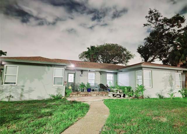 Property at 1466 Jacaranda Cir S, Clearwater, FL 33755, 3 beds, 2 baths