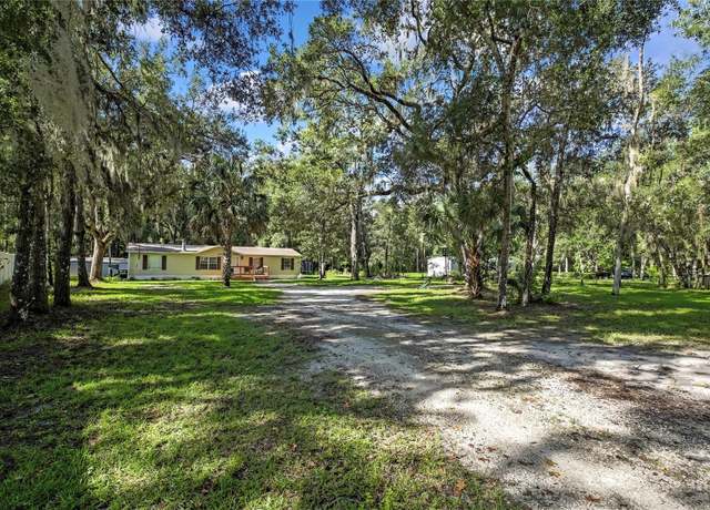 Property at 16070 Centralia Rd, Brooksville, FL 34614, 3 beds, 2 baths