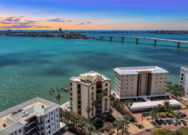 Property at 378 Golden Gate Pt #6, Sarasota, FL 34236, 3 beds, 3 baths