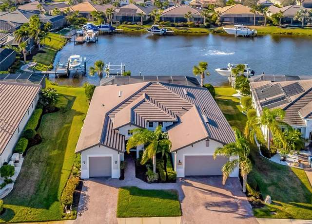 Property at 5607 Tidewater Preserve Blvd, Bradenton, FL 34208, 3 beds, 3 baths