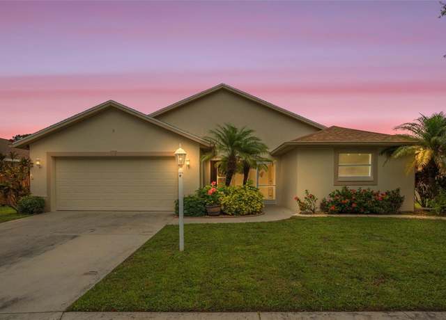 Property at 2710 93rd Ct E, Palmetto, FL 34221, 3 beds, 2 baths
