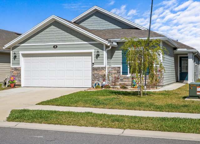 Property at 20 Willow St, Palm Coast, FL 32164, 4 beds, 2 baths