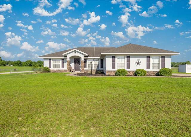 Property at 10620 SE 73rd Ave, Belleview, FL 34420, 3 beds, 2 baths