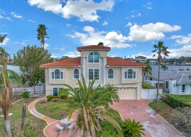 Property at 30 Dolphin Dr, Treasure Island, FL 33706, 6 beds, 4 baths