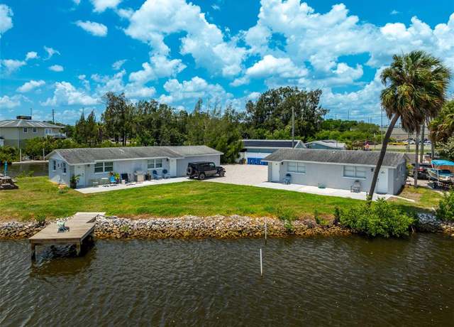 Property at 8820 Rocky Creek Dr, Tampa, FL 33615, 5 beds, 4 baths