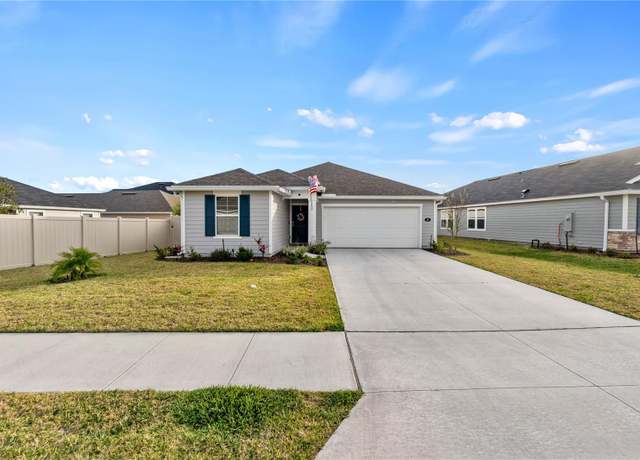 Property at 65 Waverly Ln, Palm Coast, FL 32164, 3 beds, 2 baths