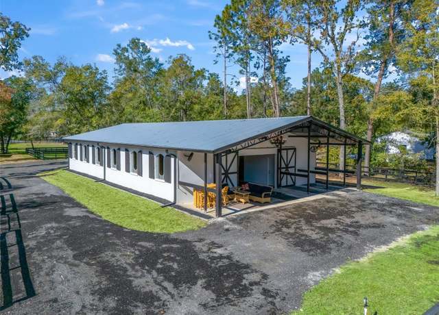 Property at 965 NW 73rd Ter, Ocala, FL 34482, 4 beds, 3 baths