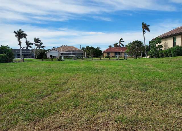 Property at 2200 Palm Tree Dr, Punta Gorda, FL 33950