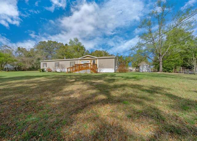 Property at 7955 SW 12th St, Ocala, FL 34474, 4 beds, 3 baths