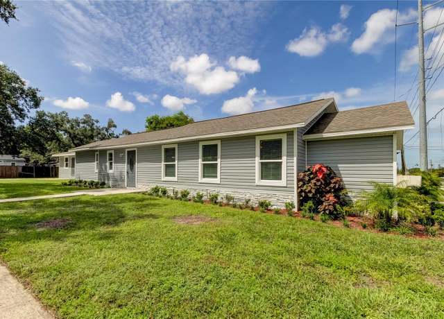 Property at 911 8th Ave SW, Largo, FL 33770, 4 beds, 2 baths