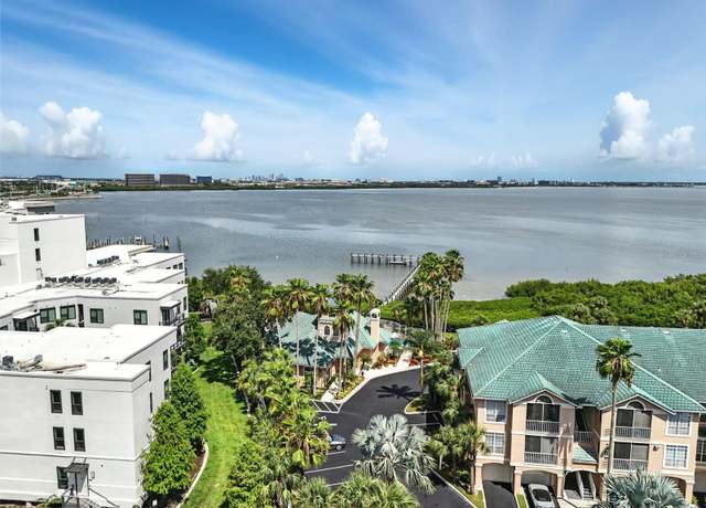 Property at 1103 Bay Club Cir #1103, Tampa, FL 33607, 2 beds, 2 baths