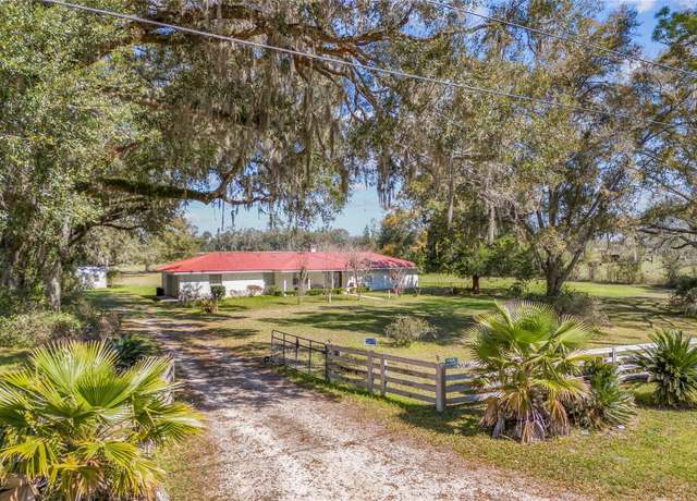 Property at 4510 SE County Road 232, Trenton, FL 32693, 3 beds, 3 baths