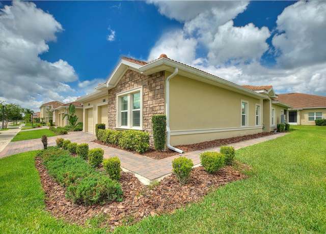 Property at 1082 Blackwolf Run Rd, Davenport, FL 33896, 2 beds, 2 baths