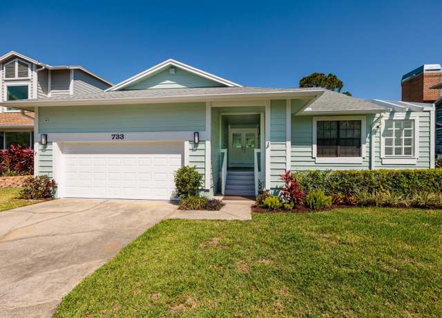 Property at 733 Captiva Ct NE, St Petersburg, FL 33702, 3 beds, 2 baths