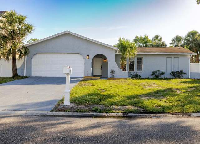 Property at 10733 Drummond Rd, Tampa, FL 33615, 3 beds, 3 baths