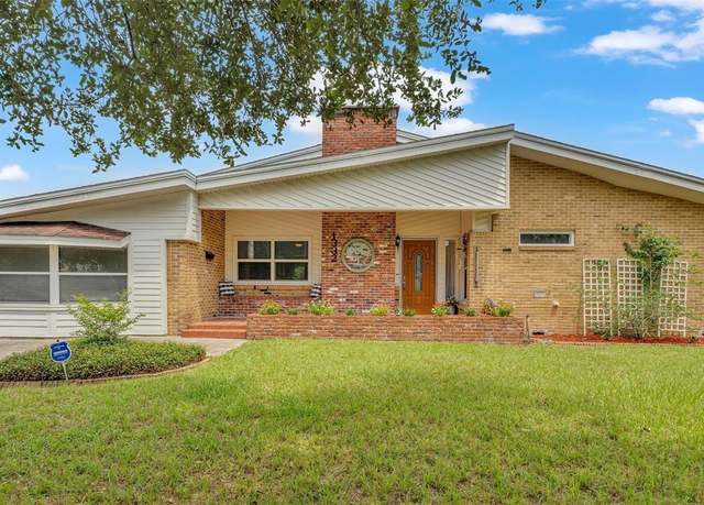 Property at 1332 Jaffa St, Lakeland, FL 33801, 4 beds, 2 baths
