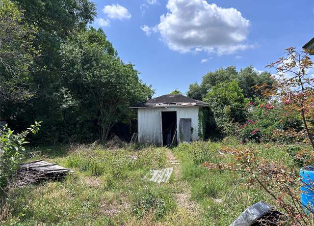 Property at 2210 SE 1st St, Orange City, FL 32763, 2 beds, 1 bath