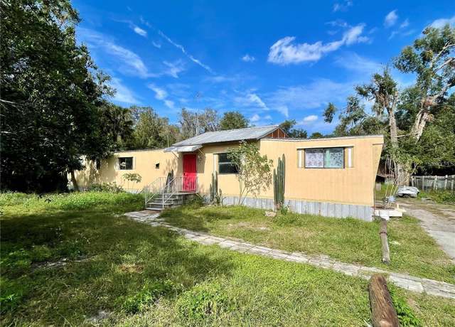 Property at 2821 Bates Ave, Eustis, FL 32726, 3 beds, 2 baths