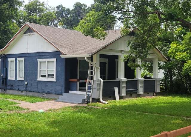 Property at 505 E Plymouth Ave, Deland, FL 32724, 2 beds, 2 baths