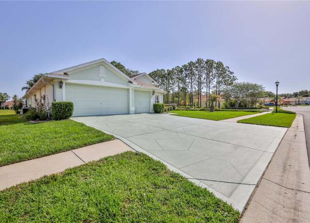 Property at 11389 Mcnally Dr, Spring Hill, FL 34609, 4 beds, 3 baths