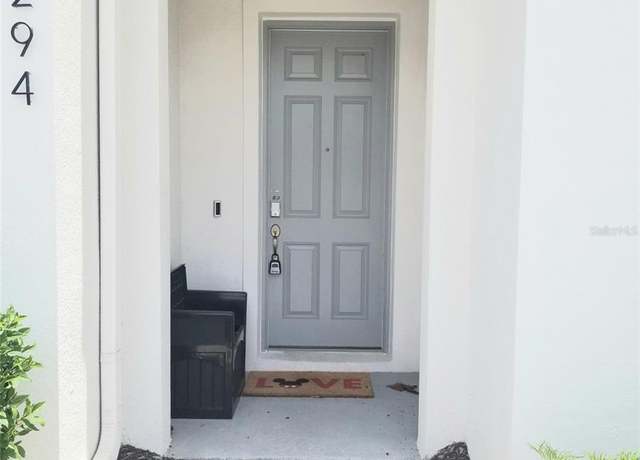 Property at 294 Captiva Dr, Davenport, FL 33896, 5 beds, 4.5 baths