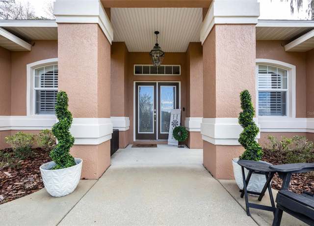 Property at 9370 NW 193rd St, Micanopy, FL 32667, 3 beds, 3 baths