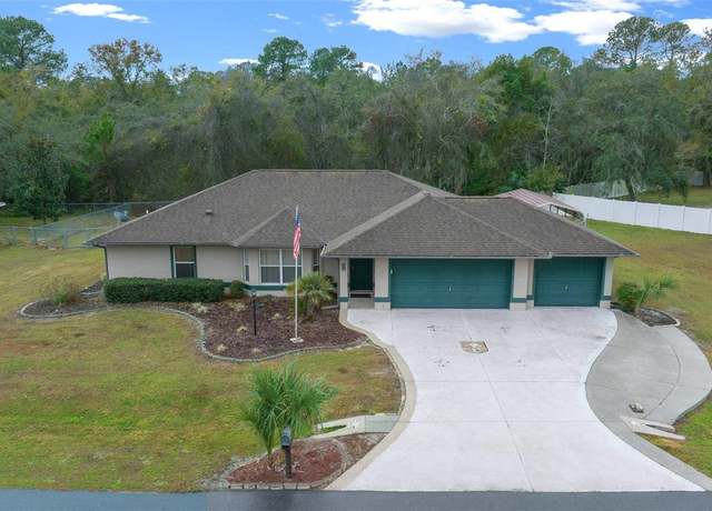 Property at 16 Hickory Loop Way, Ocala, FL 34472, 3 beds, 2 baths