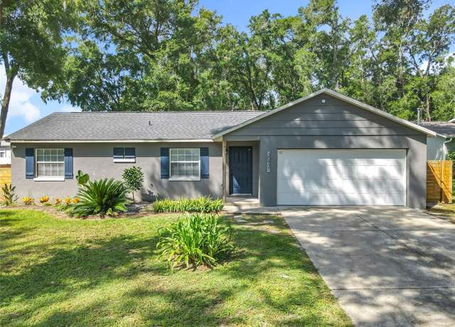 Property at 30931 Lochmore Cir, Sorrento, FL 32776, 3 beds, 2 baths